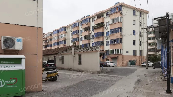 重磅！韋伯電梯助力乍浦鎮(zhèn)南大街社區(qū)首臺既有住宅加裝電梯項目!